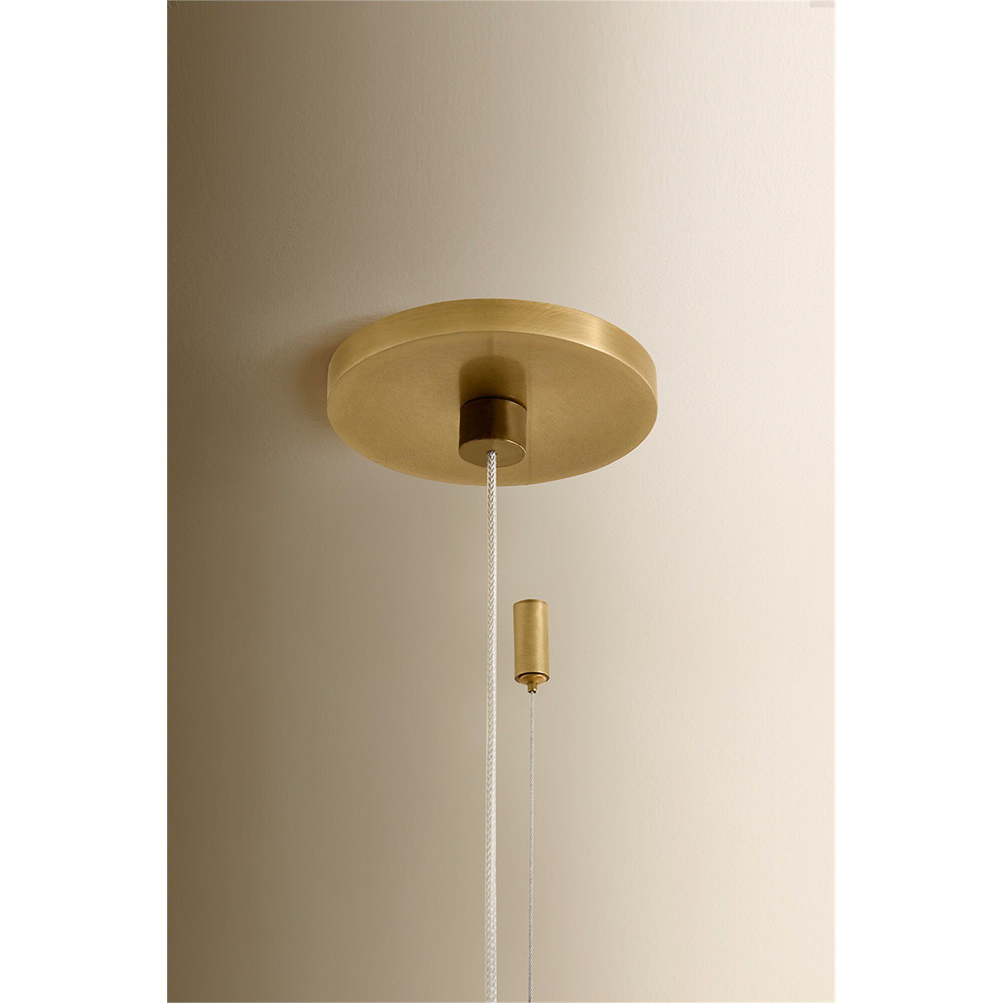 Neutrion Medium Pendant Light,